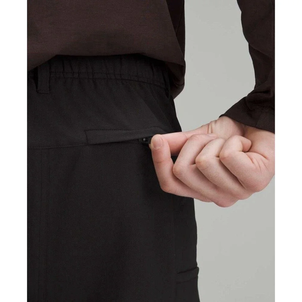 Lululemon Lab Cargo Joggers Black Textured Ripstop Pants Mens 32 LW5GGCS